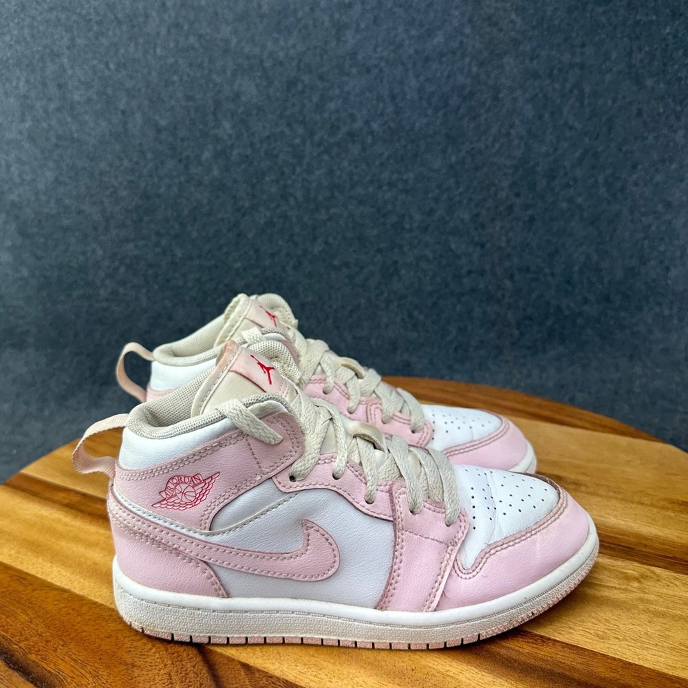 Nike Air Jordan 1 Mid Shoes Youth Size 1Y Pink Foam Basketball DQ8424-608